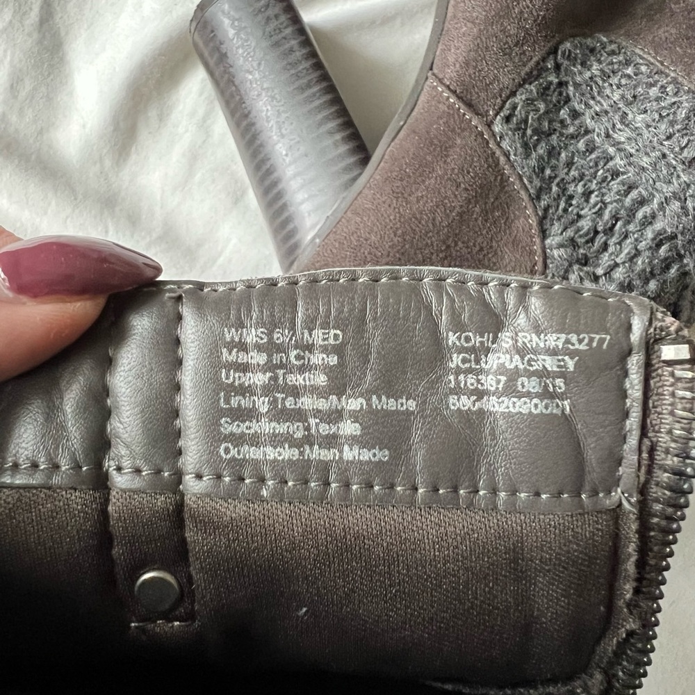📦 Juicy Couture Brown Booties, 6.5w - Picture 3 of 6